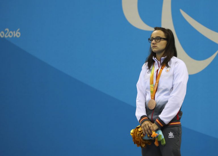 María Delgado, tenacidad también fuera de la piscina