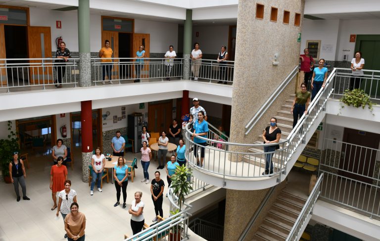 Onalia Bueno felicita la labor de los auxiliares municipales de ayuda a domicilio y del equipo de Tercera Edad durante el estado de alarma
