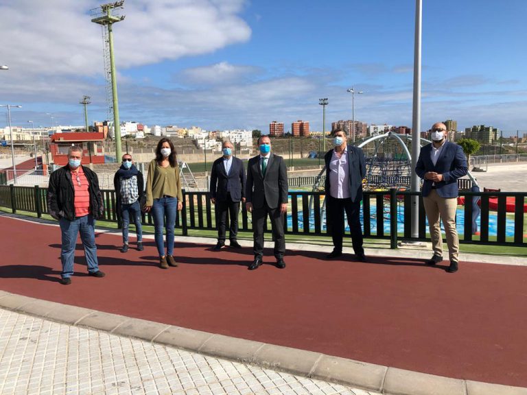 Lomo Blanco ya cuenta con un nuevo parque deportivo y de ocio de 12.000 metros cuadrados