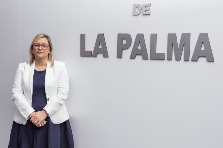 El Cabildo paga en 50 días casi 12 millones de euros en facturas a proveedores y contrata a 80 personas