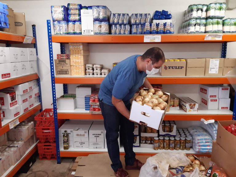 El Ayuntamiento de Valleseco ha adquirido más de 1.500 kilos de alimentos para las familias más necesitadas