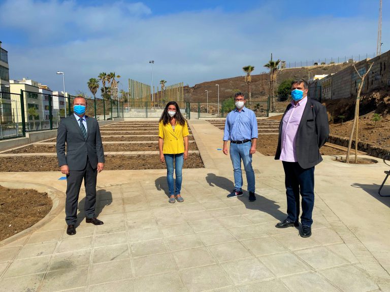 El Ayuntamiento gana para la ciudadanía 4.000 metros cuadrados para zonas de esparcimiento, huerto urbano y parque canino en La Isleta