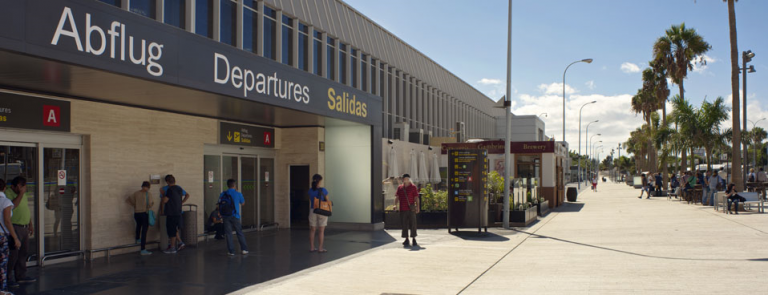 CC-PNC solicita que AENA reanude los trabajos en los aeropuertos tinerfeños y los adapte para la reactivación del turismo