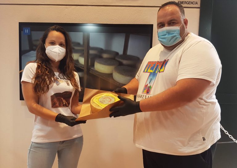 Ricardo Güemez, Félix Rodríguez y Attidamana Díaz, ganadores del certamen ‘Gana un Queso de Premio’