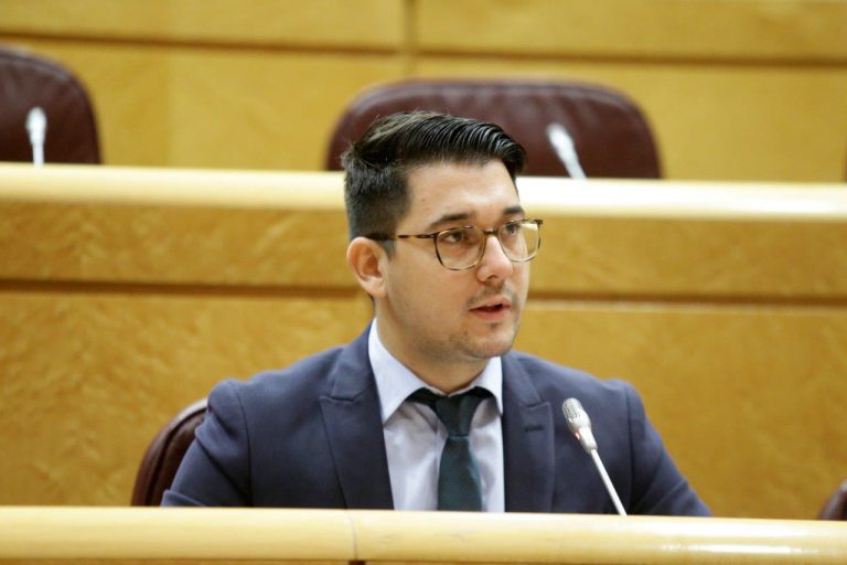 Chinea (ASG) pide a Reyes Maroto que cumpla su promesa de impulsar un plan específico para reactivar el turismo en Canarias