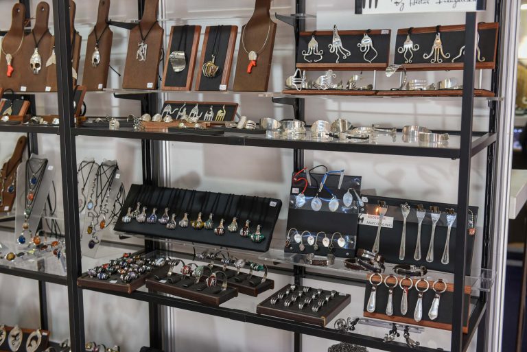 El Cabildo abre el plazo para la concesión de 120.000 euros de ayuda a los artesanos de Gran Canaria por la crisis sanitaria