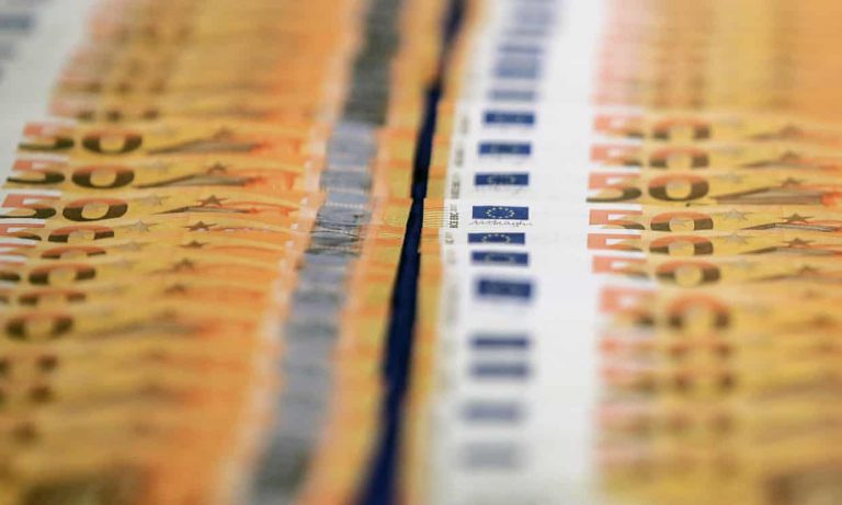 La Policía de Suiza investiga a un niño de 8 años que intentó pagar con billetes falsos en una tienda del país