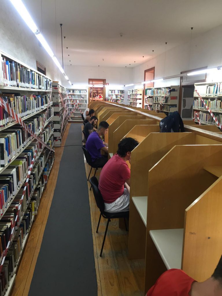 Las bibliotecas municipales retoman poco a poco la normalidad y reciben una media de 180 personas diarias