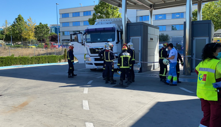 Muere un camionero atropellado por su propio camión mientras pasaba la ITV en Madrid