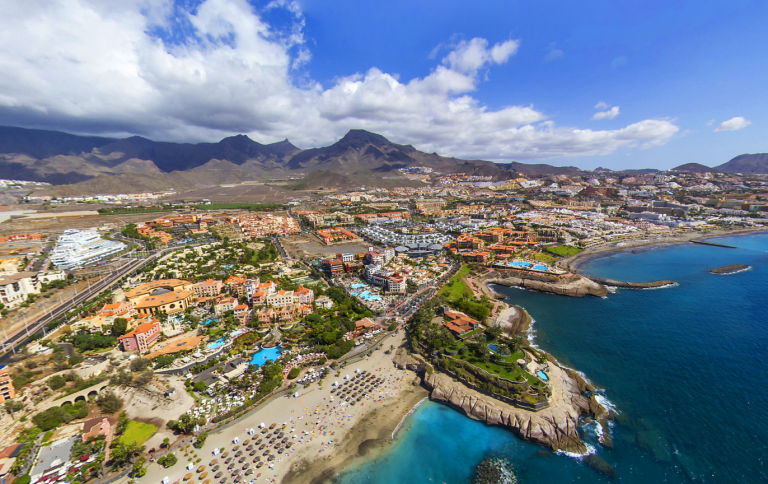 CC-PNC propone un bono turístico canario dirigido a los residentes para impulsar la recuperación del sector