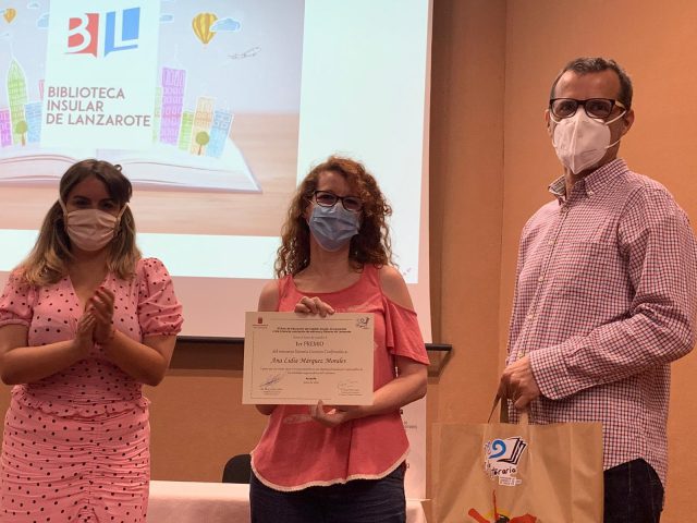 El Cabildo entrega los premios del certamen literario "Cuentos Confinados" 1 Entrega premios Cuentos Confinados