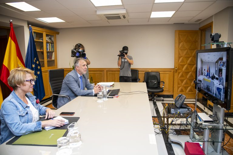 Los Gobierno de Canarias y España retoman la agenda para impulsar la candidatura de La Palma para albergar el TMT