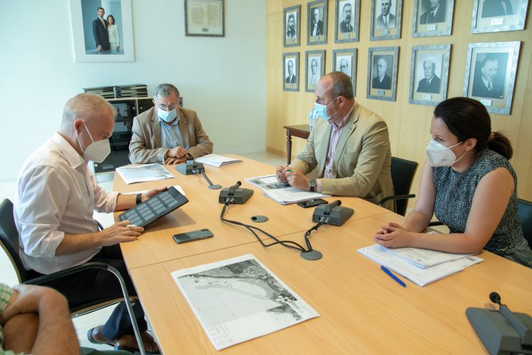 El Cabildo y la Autoridad Portuaria  buscan una solución al edificio del CIDEMAT
