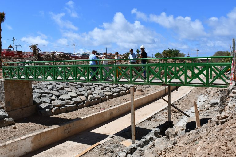 El Barranco de Pino Seco se transforma en espacio de recreo y unirá la zona alta de Arguineguín con la playa de Las Marañuelas 