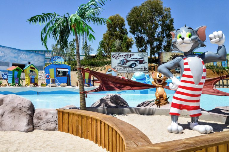 Warner Beach y Aquopolis, los parques acuáticos de Madrid, abren sus puertas el próximo miércoles