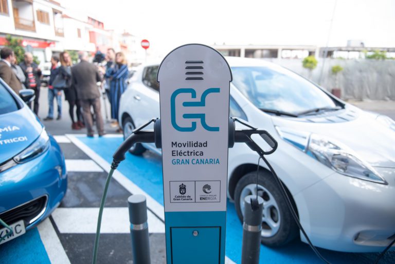 La Red de Recarga para Vehículos Eléctricos de Gran Canaria ya cuenta con 17 puntos operativos