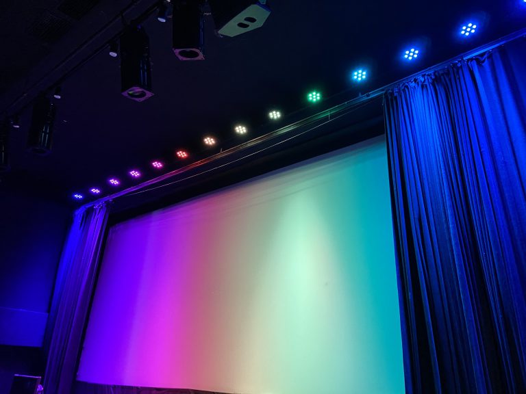 El Cabildo de Lanzarote renueva los equipos audiovisuales del Cine Buñuel