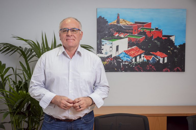 El Cabildo destina 300.000 euros para instalaciones de energía fotovoltaica para el autoconsumo en viviendas