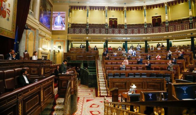 El Gobierno logra el respaldo de la mayoría del Congreso a la ‘nueva normalidad’ entre alabanzas a la gestión de Illa