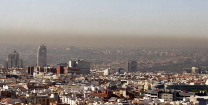 La contaminación del aire baja al mínimo de la década en España