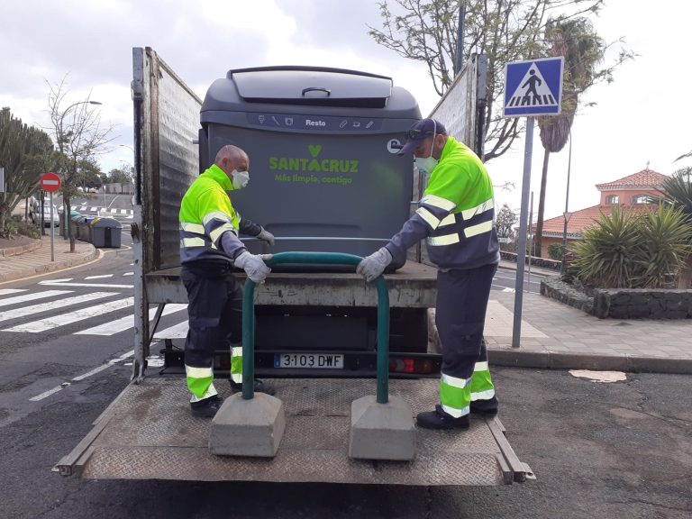 Santa Cruz de Tenerife ya ha renovado más de un tercio de los 5.000 contenedores de residuos nuevos previstos para este año