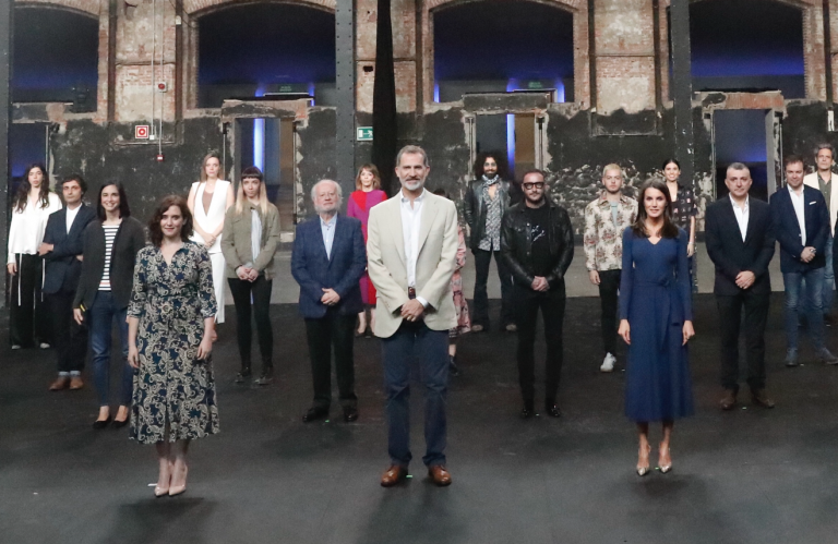 El homenaje de los Reyes a Pau Donés y Rosa María Sardá