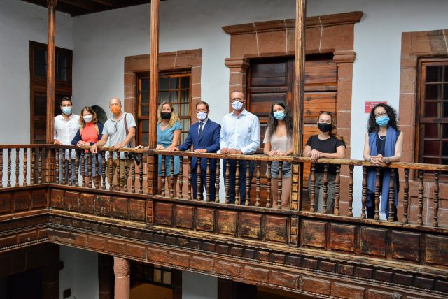 090720 Recepcion vuelo OMT Fam Press Trip