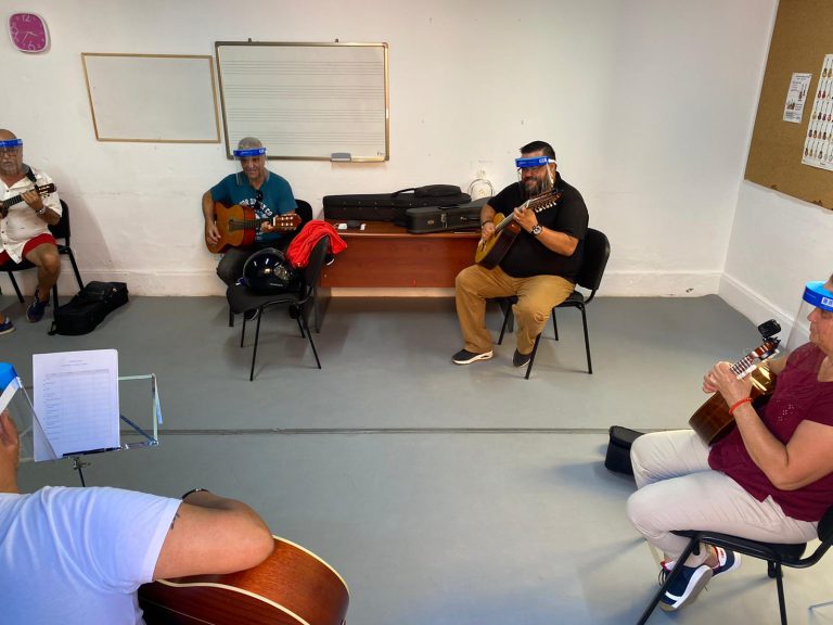 La Concejalía de cultura centraliza la actividad de la Escuela Municipal de Folclore en la Casa Condal