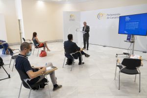 Asisitentes al acto de presentación del Plan de Vivienda de Canarias