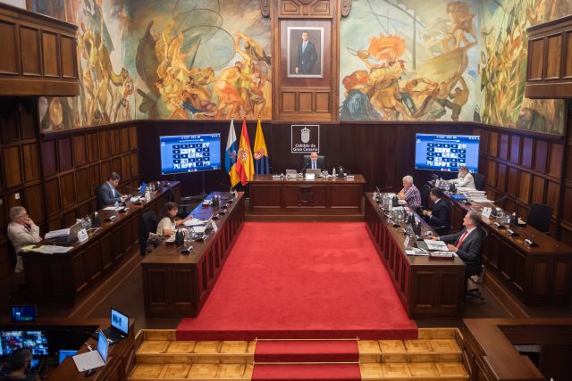 Aspecto del salón de plenos en la sesión de hoy.