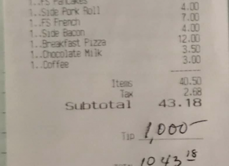 Deja una propina de 1.000 dólares y una nota que hace llorar a todos los empleados de un restaurante