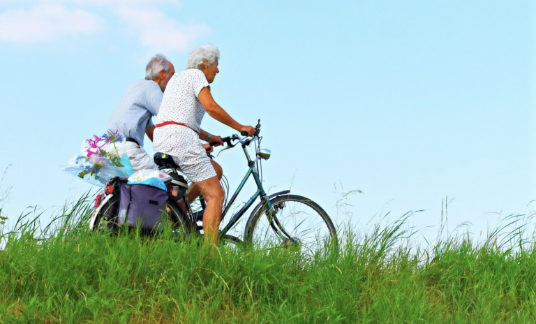 Un minuto de actividad entre períodos sedentarios puede reducir el riesgo de fragilidad en personas mayores