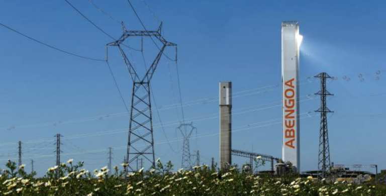Abengoa decide este lunes si mantiene su actividad