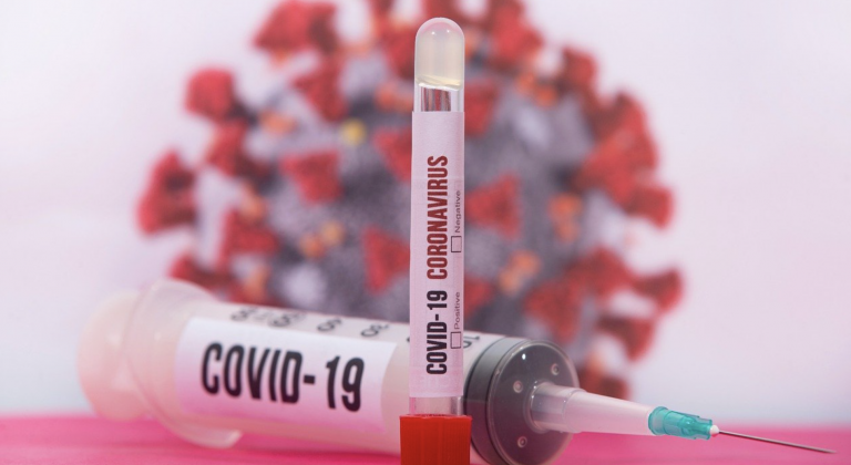 España podría probar en personas la vacuna del COVID-19 a principios de 2021