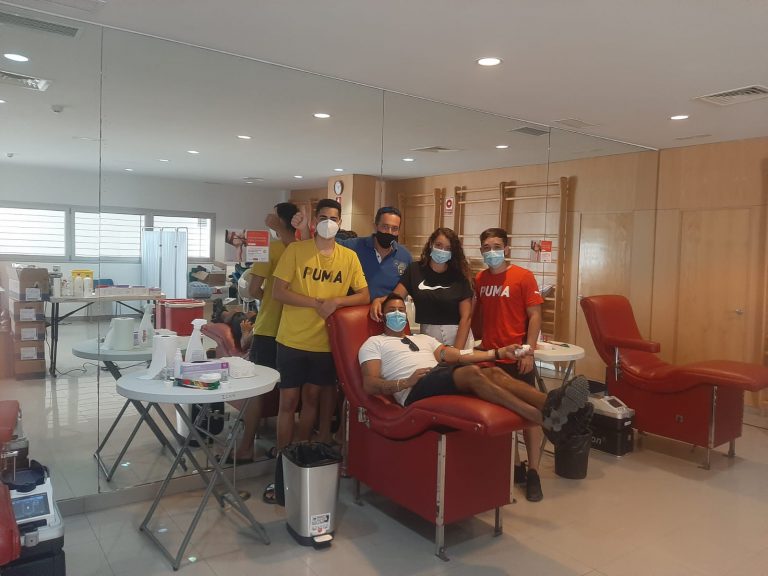  El ICHH y el Cabildo de Gran Canaria colaboran en la campaña de verano de donación  de sangre