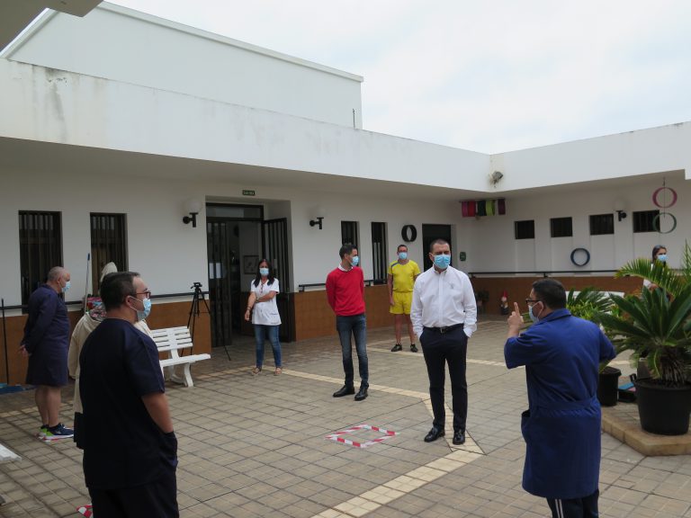 El Centro Ocupacional Comarcal Santa María de Guía y el Centro de Día reabrieron hoy sus puertas