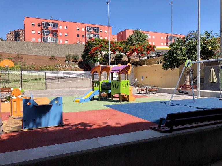 El Ayuntamiento de Santa Cruz completa la rehabilitación del Parque de Somosierra