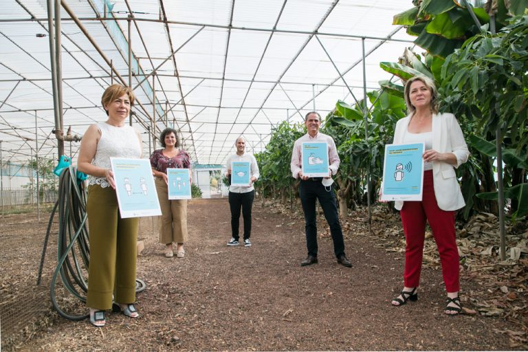 La Cátedra de Agroturismo de la ULL presenta una señalética sobre la COVID-19 para las bodegas de las islas