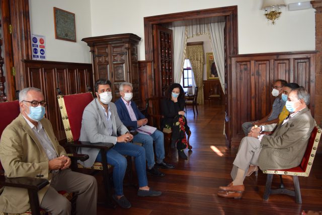 La Laguna y Fepeco acercan posturas para reactivar el sector de la construcción en el municipio 1 Reunión Fepeco 3