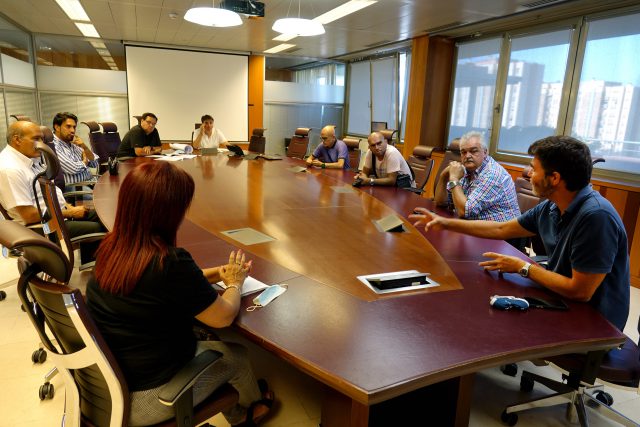 TRG 280720 reunion rastro3