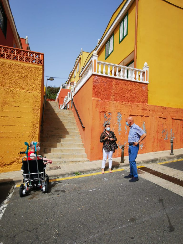 Los vecinos de la Urbanización Campino solicitan que sus viviendas sean accesibles