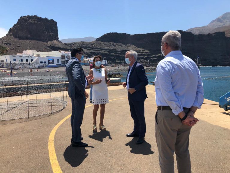 Se inician diversas actuaciones para mejorar el muelle del Puerto de Las Nieves