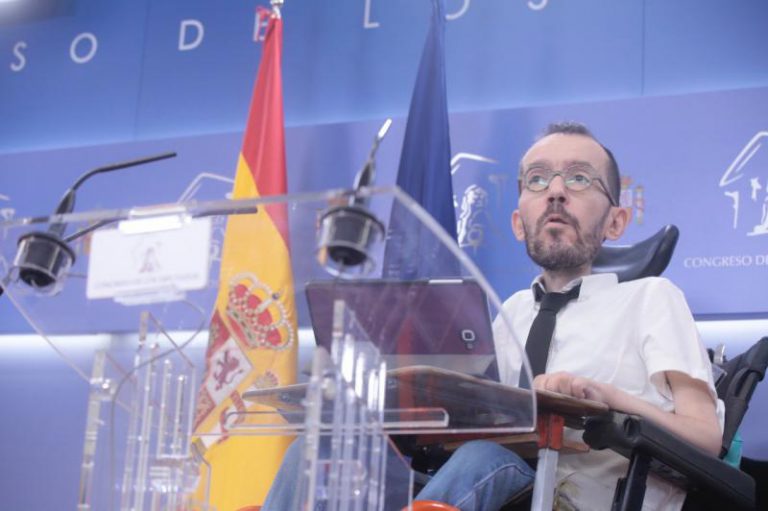 Podemos propone regularizar a todos los 'sin papeles' que estuvieran en España cuando se declaró el estado de alarma