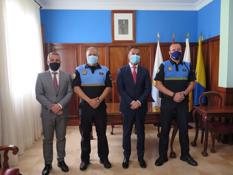 Sergio Medina tomó posesión  de su cargo como nuevo oficial de la Policía Local de Santa María de Guía