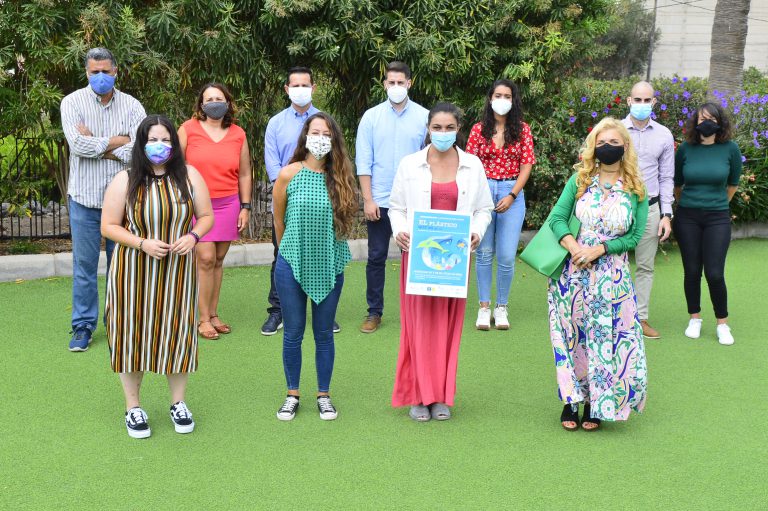 El Ayuntamiento sensibiliza a la ciudadanía del impacto de los microplásticos en el medio marino a través de unas jornadas formativas