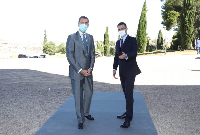 Los Reyes presiden esta tarde un funeral en La Almudena por las víctimas del Covid-19