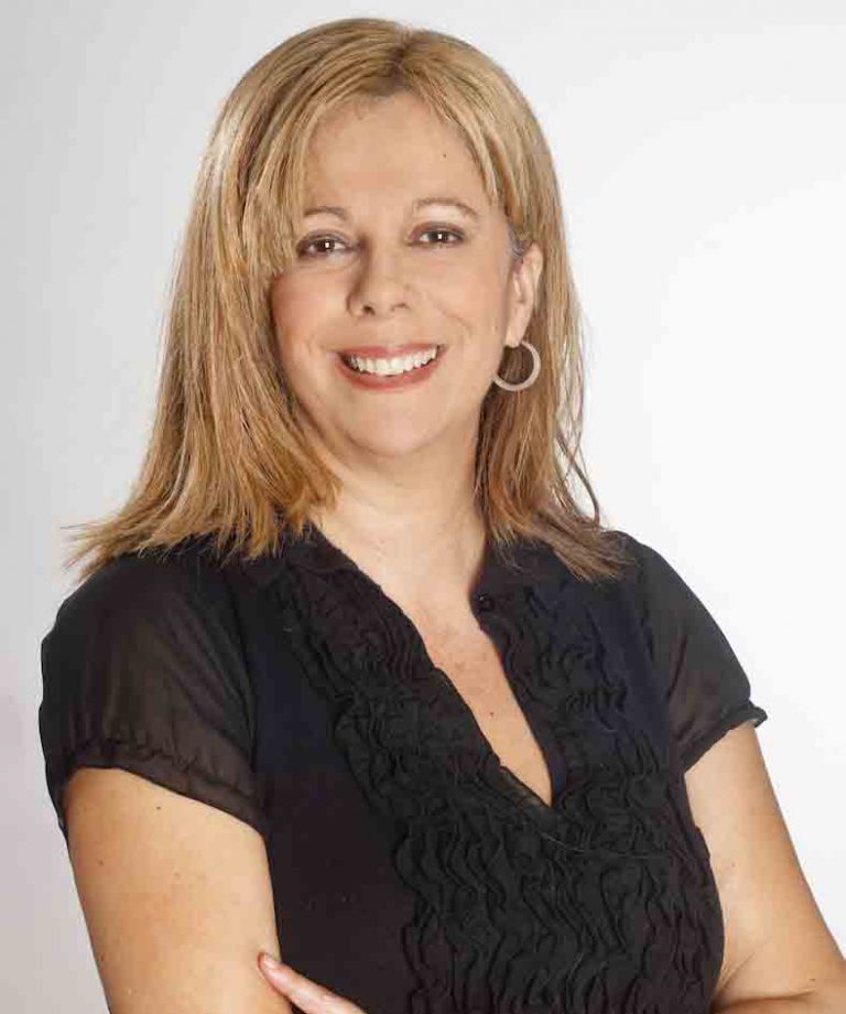 La profesora Rosa Pérez Martell publica en The Conversation un artículo sobre cómo reclamar las cancelaciones en las aerolíneas