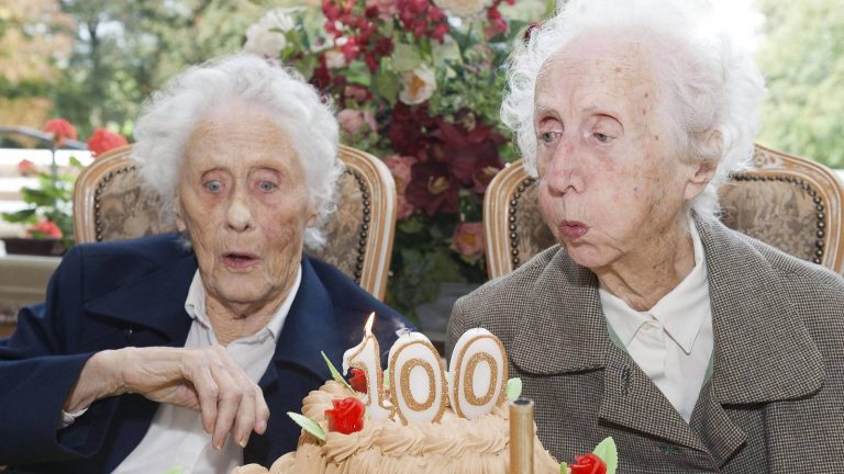 En 2030 la sepultura quedará más lejos: los españoles seremos perpetuos