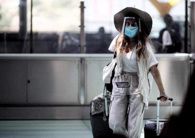 Países Bajos desaconseja viajar a España, incluidas las islas Canarias, ante el aumento de los contagios