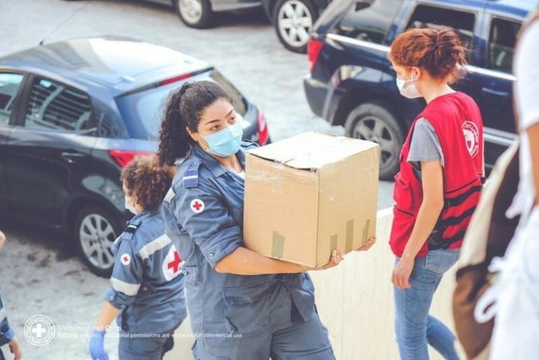 Gobierno aprueba la subvención de atención humanitaria a Cruz Roja Española por 26,5 millones de euros